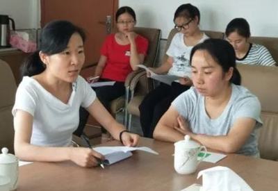 家委會(huì)爭議背后 從“特殊優(yōu)待”到“務(wù)實(shí)服務(wù)”的轉(zhuǎn)型之路